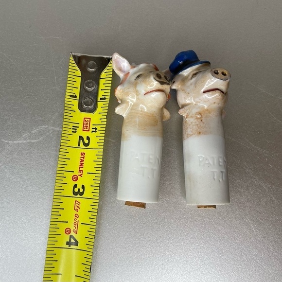 Vintage Pig Salt Pepper Shakers Skinny Pig Patent TT Bonnet & Hat Pig Set - Picture 5 of 5